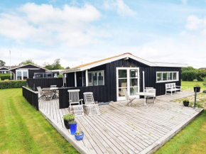 Cosy Holiday Home in Jutland with Terrace, Sæby